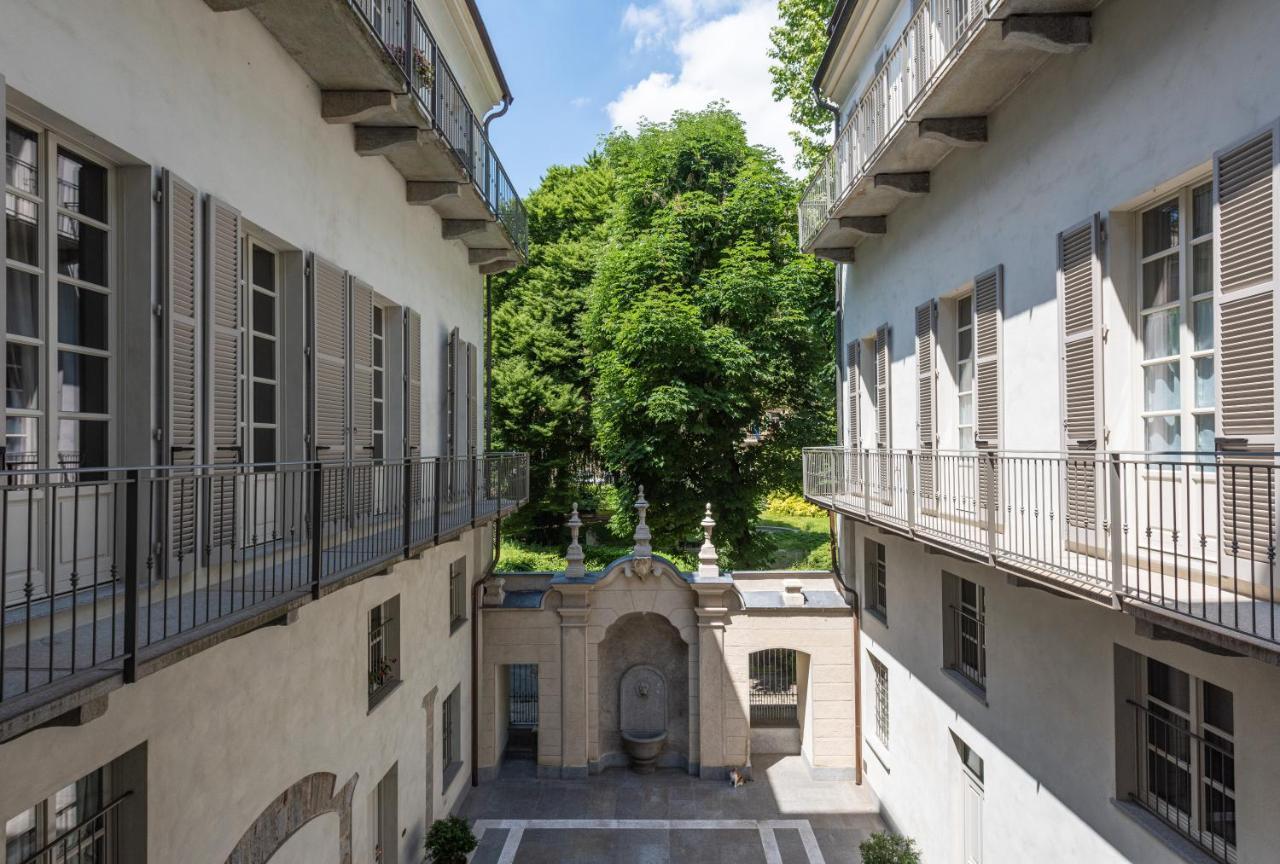 Palazzo Del Carretto-Art Apartments And Guesthouse Torino Kültér fotó